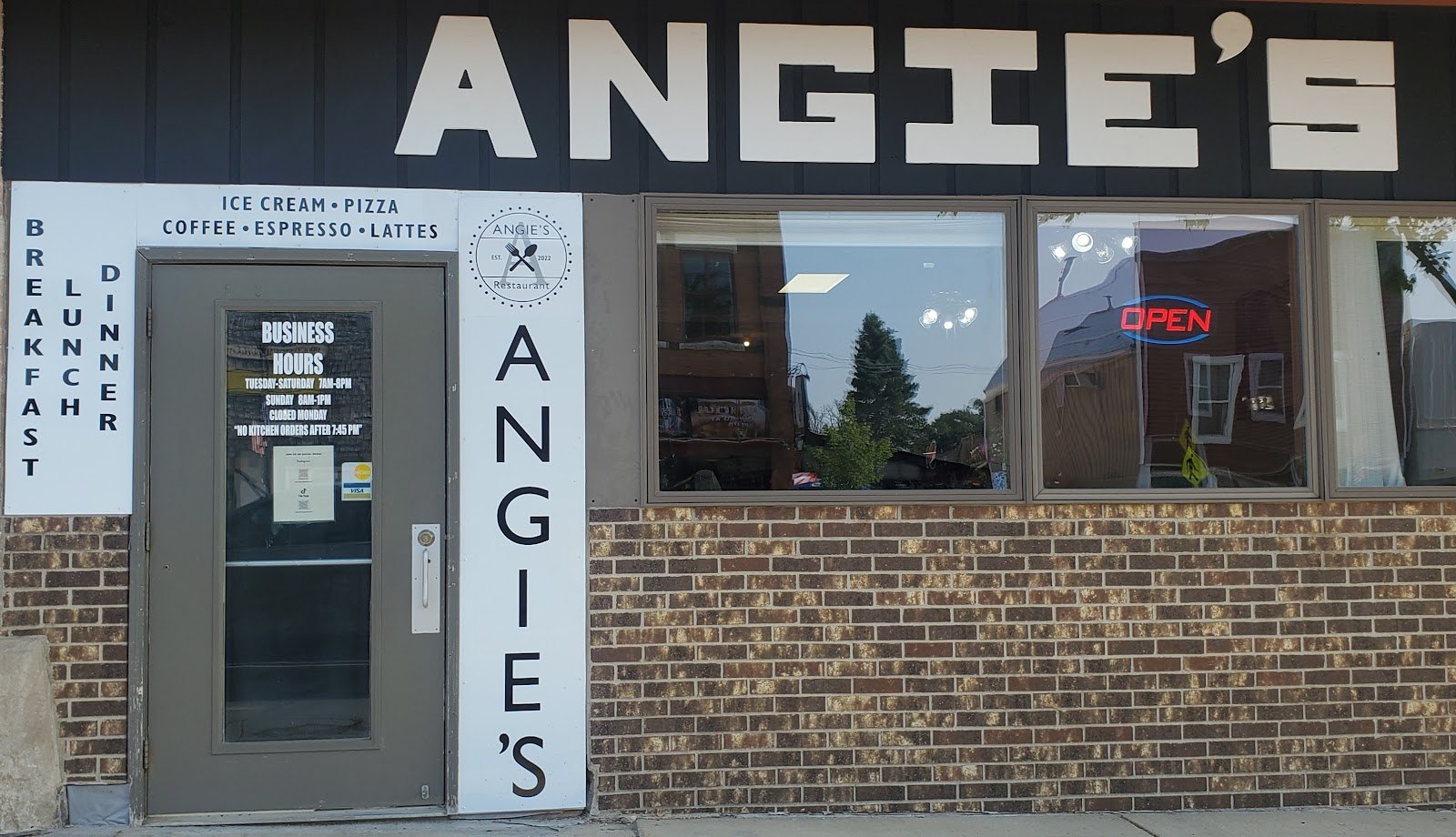 Angie's, 631 2nd Street: photo 1