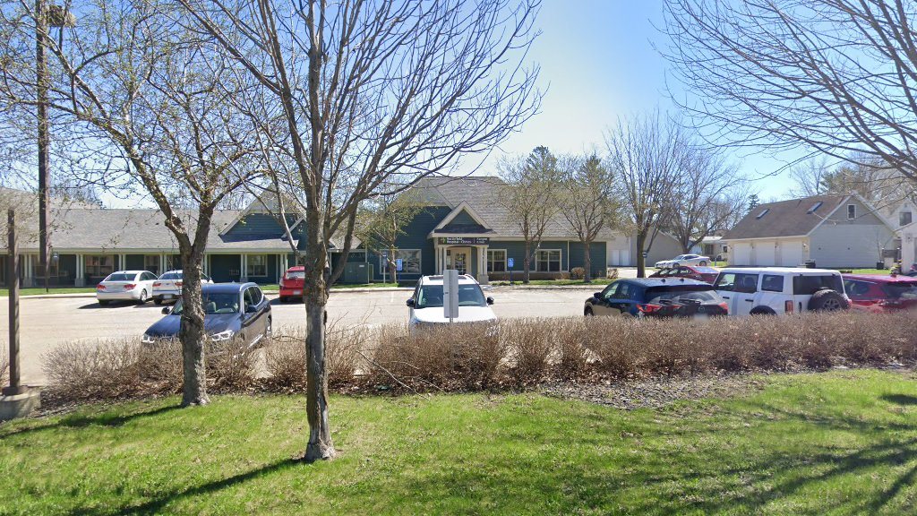 Street view near 225 Huseth St, Kenyon