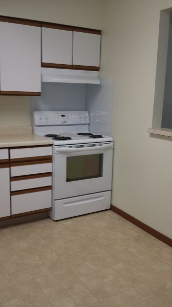Kitchen Appliances, Linder Willson Villa Apartments