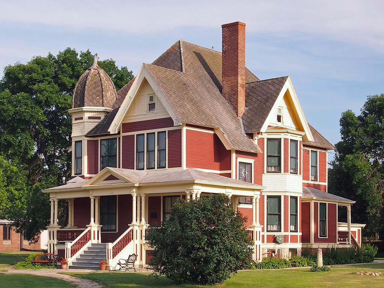Gunderson House