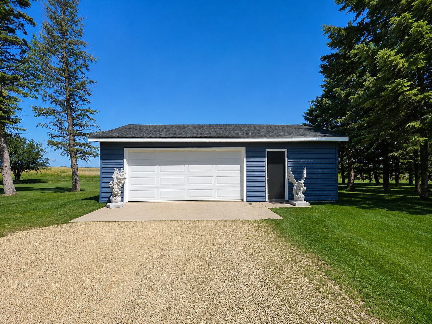 5766 County Road 12 Blvd, Kenyon, MN 55946, photo 2