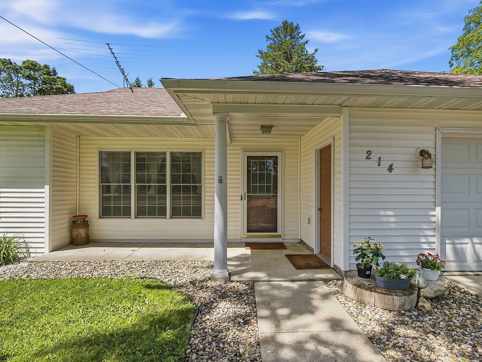 214 Trondheim Rd, Kenyon, MN 55946, photo 4