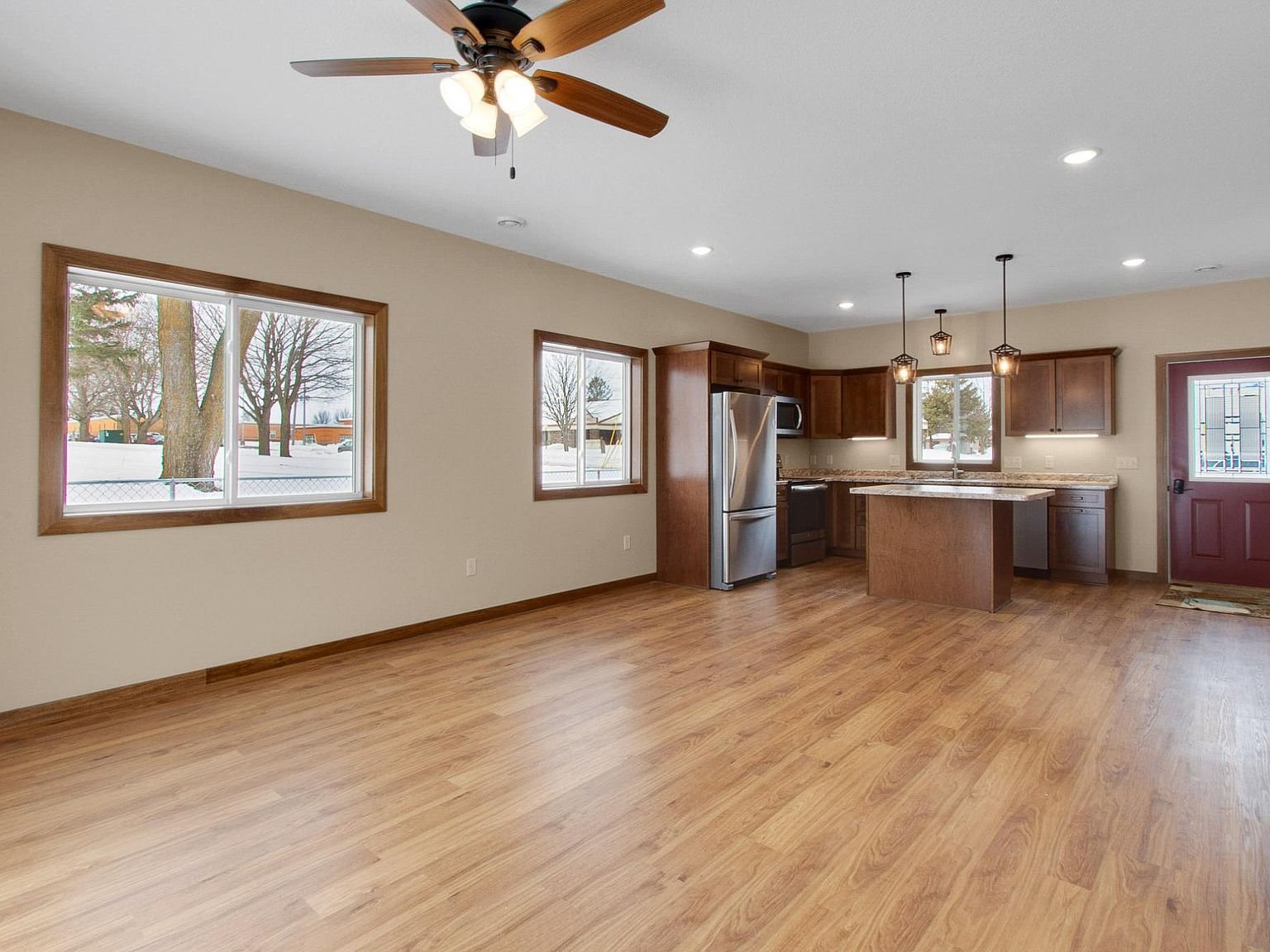 411 Bullis St, Kenyon, MN 55946, photo 7